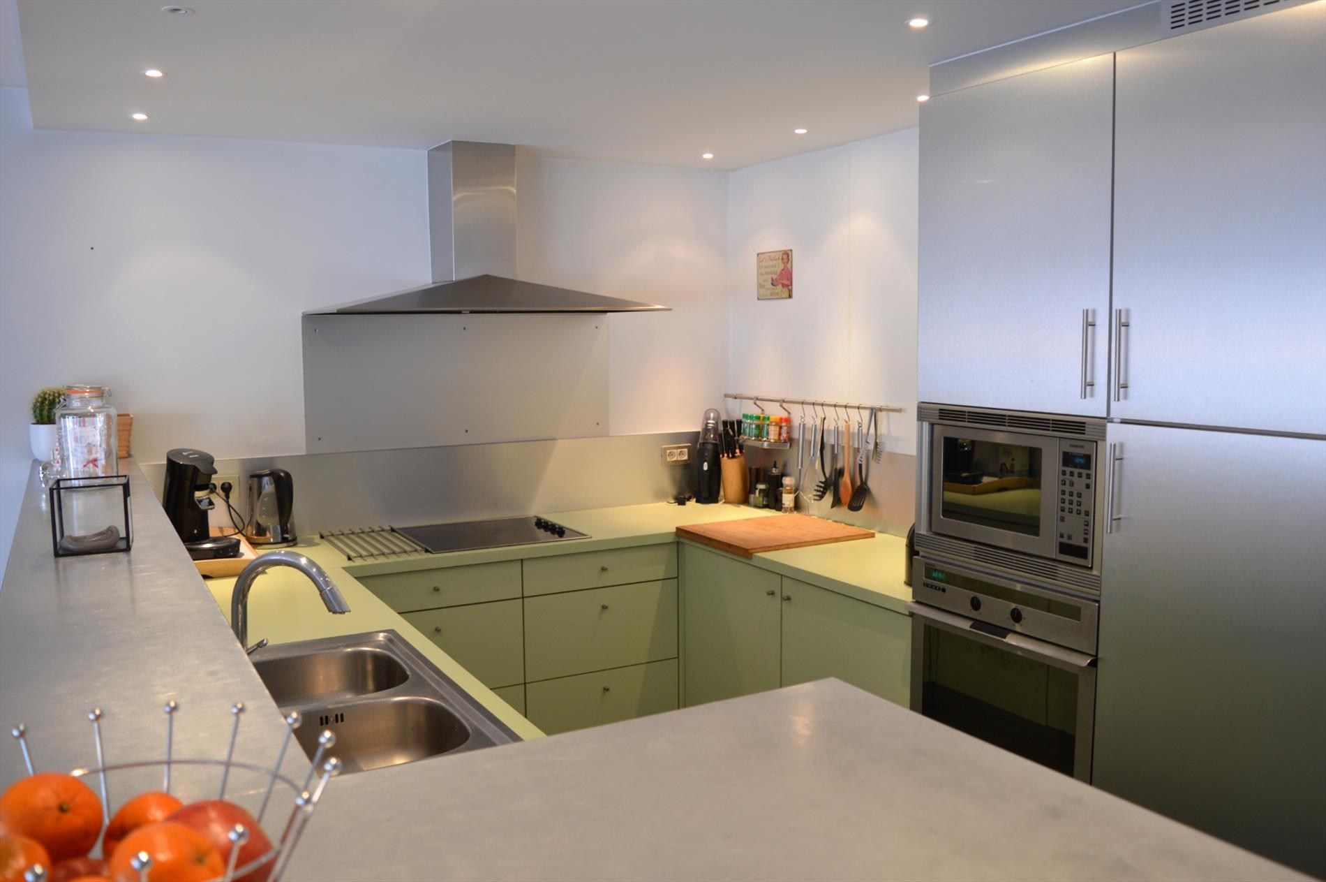 Verzorgd 1-slaapkamerappartement te Kortrijk foto 4