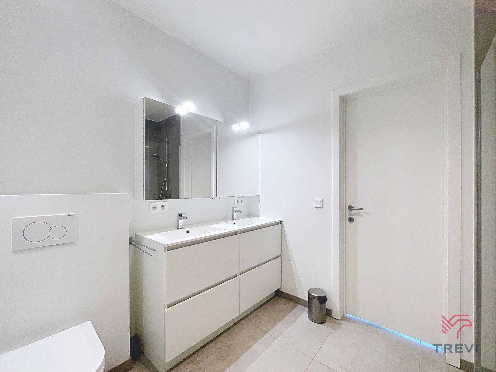 Prachtige duplex met 2 slaapkamers + kantoor met uitzicht op de vallei!  foto 14