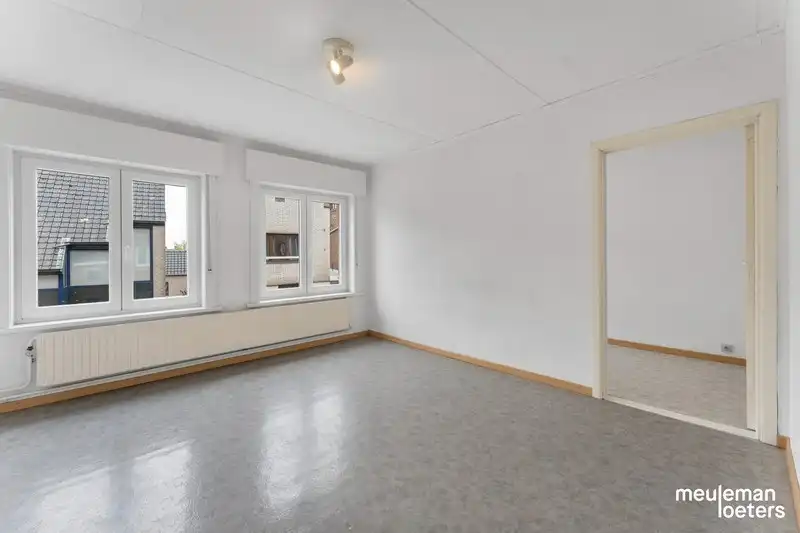 Te renoveren gezinswoning in centrum foto 12