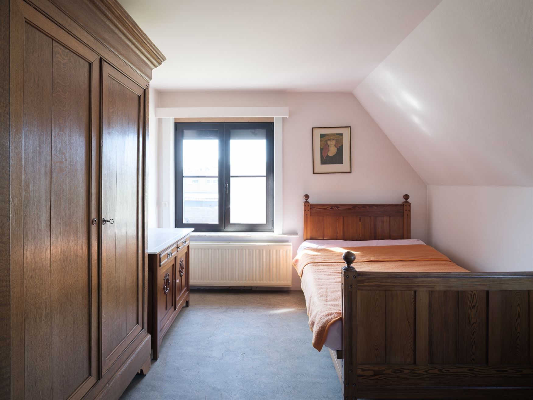 Op te frissen villa met karakter en potentieel foto 20