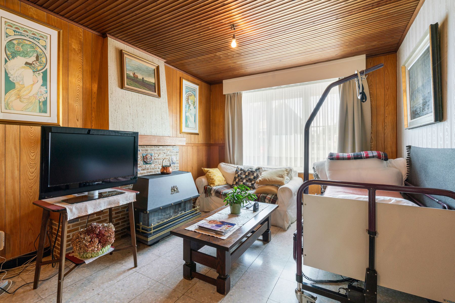 Te renoveren woning met 4 slaapkamers en mooie tuin in het rustige Haaltert foto 3