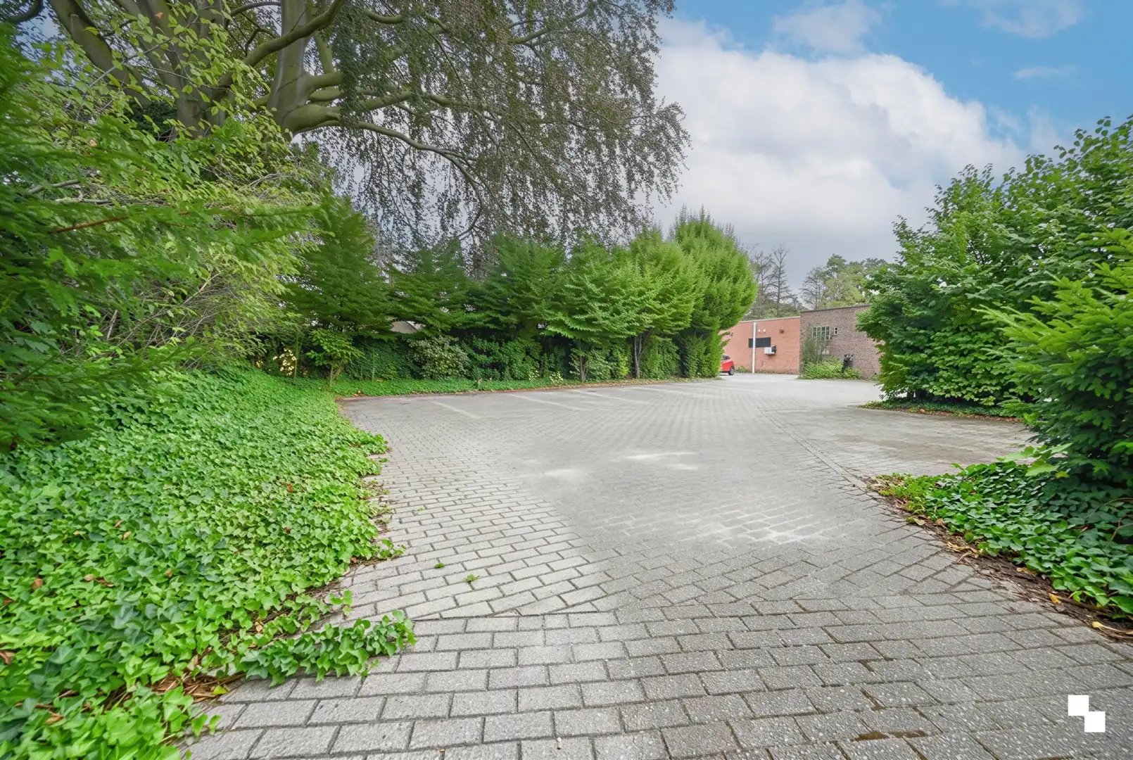 Unieke opportuniteit in het centrum van Waregem foto 11