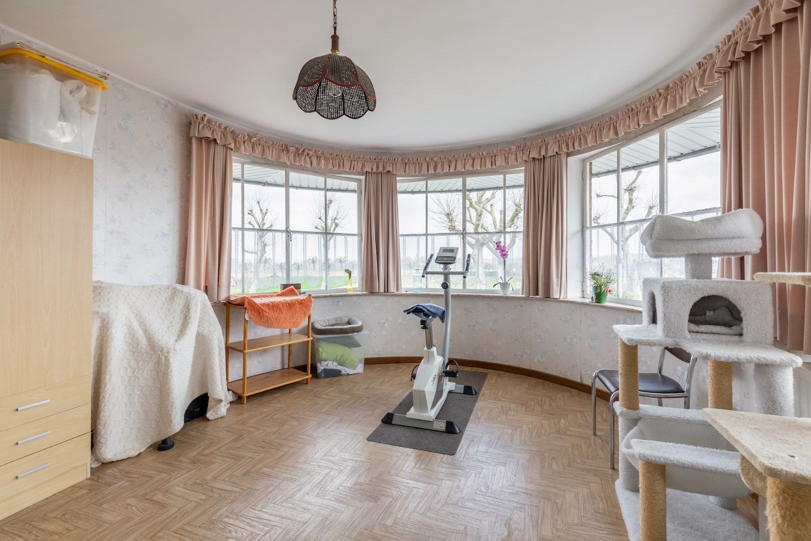 GROOT BEDRIJFSPAND MET RUIME WONING OP PERCEEL VAN 48A foto 15