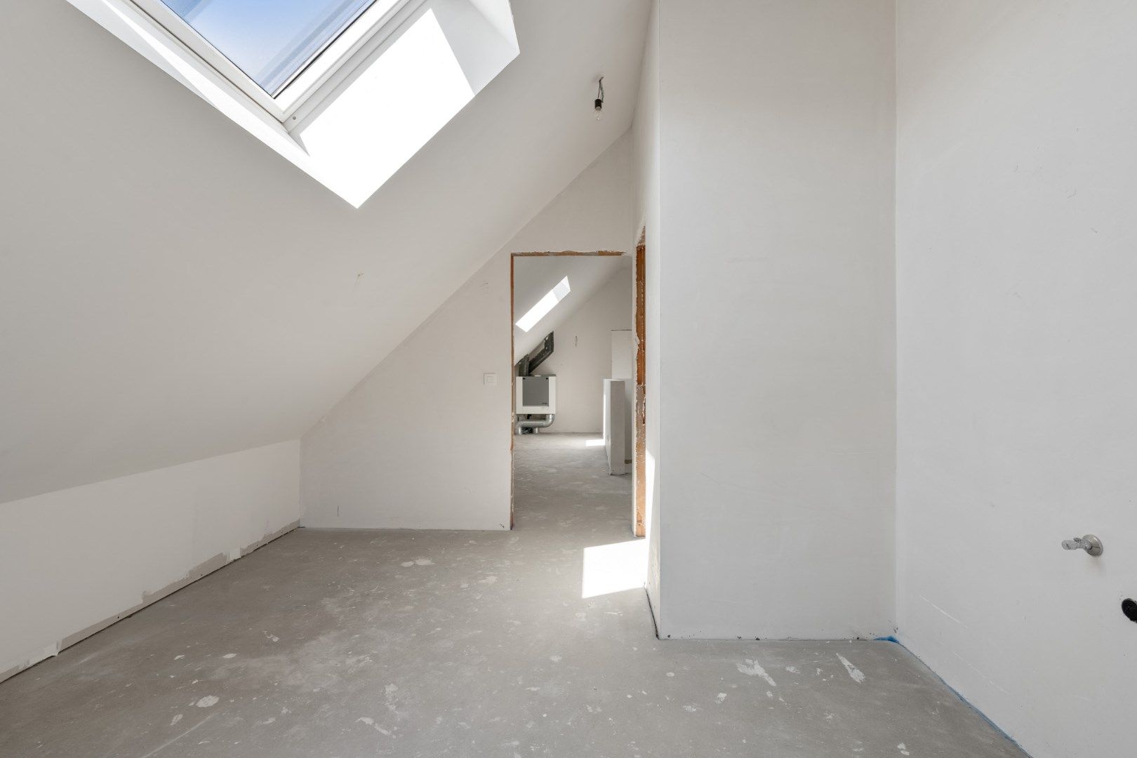 Authentieke hoeve, getransformeerd tot 2 exclusieve casco+ BEN woningen!  foto 18