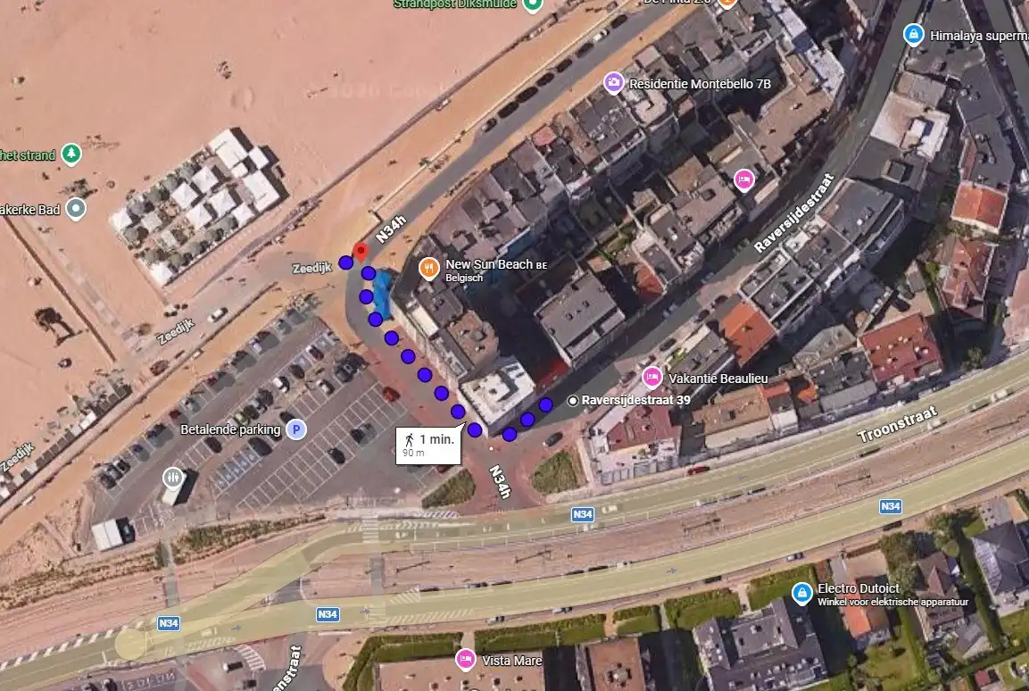 Garagebox op nog geen 100 m van het strand foto 2