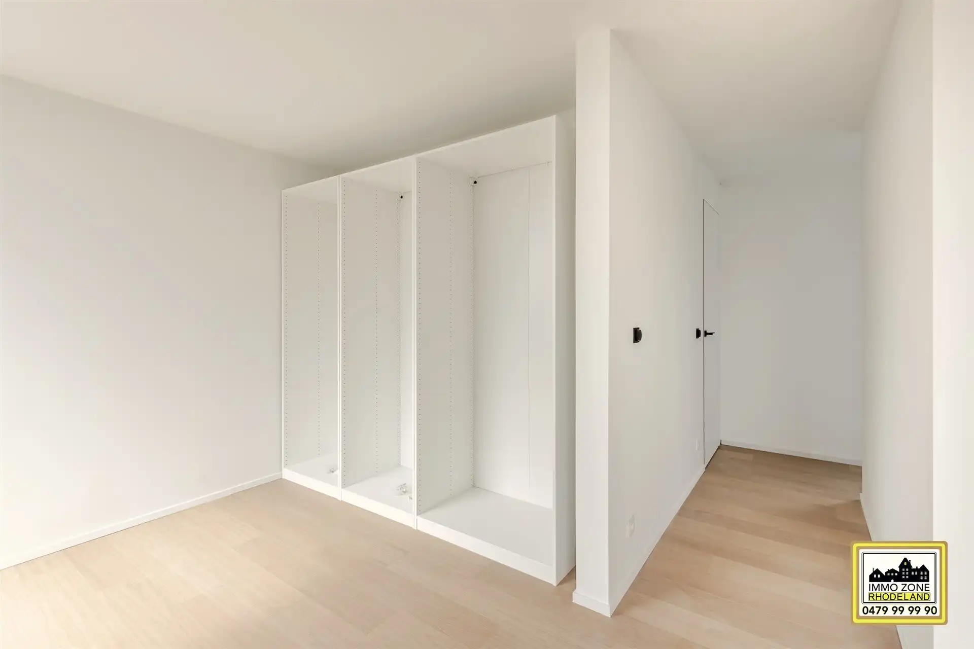 Architecturale parel met 3 slpks, 2 bdks en zonnige tuin foto 18