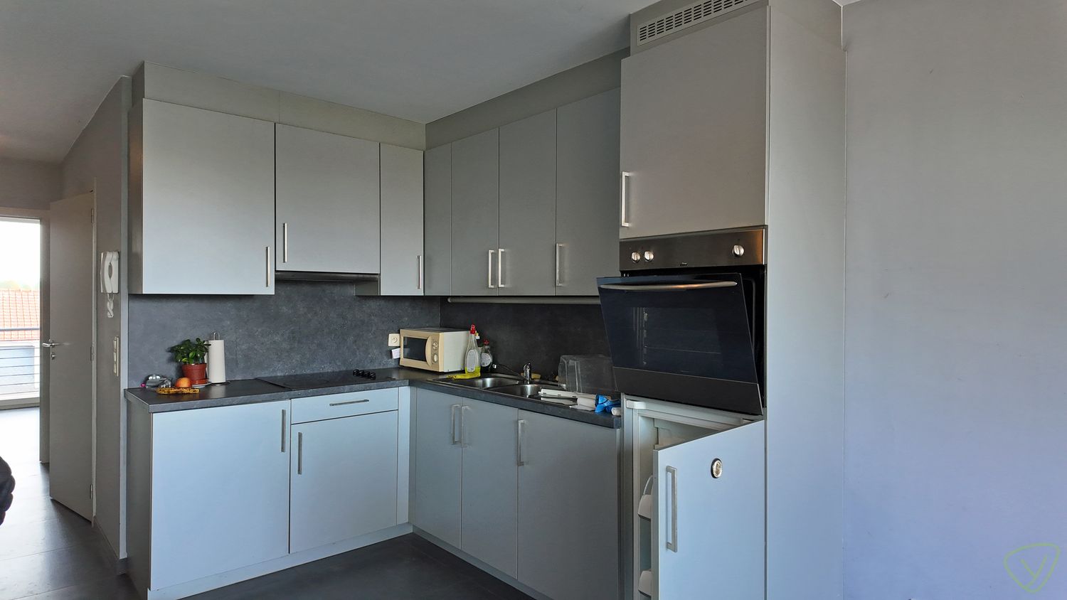 Gezellig en instapklaar duplexappartement met terras voor- en achteraan! foto 4