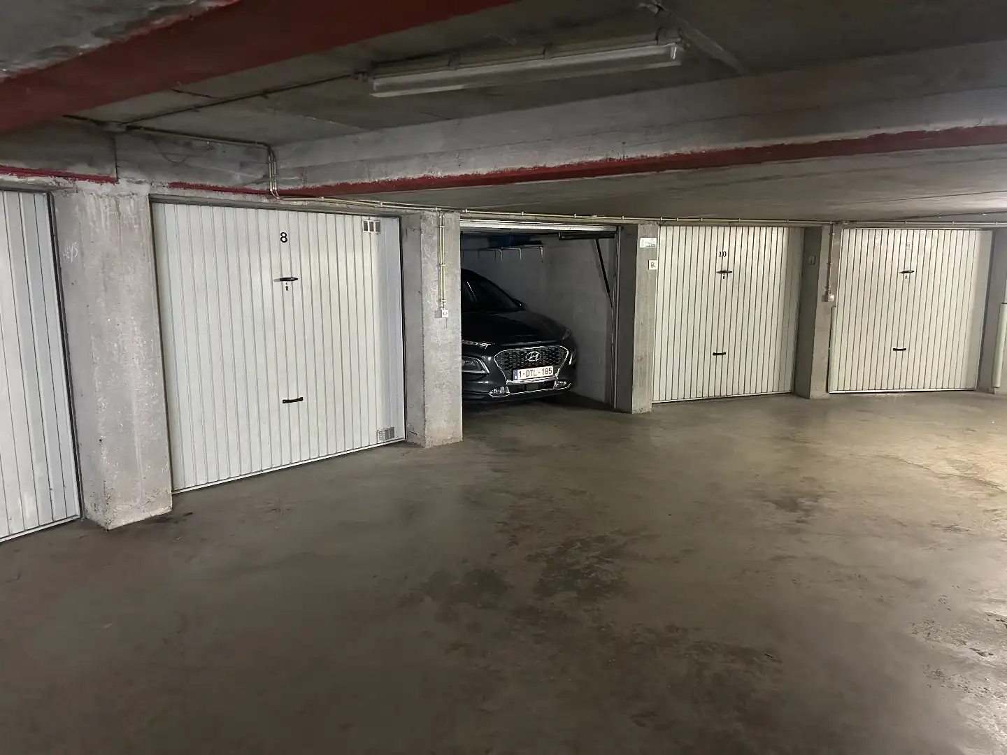 Instapklare handelsruimte met 2-slaapkamer appartement en garage, centrum Koekelare foto 13
