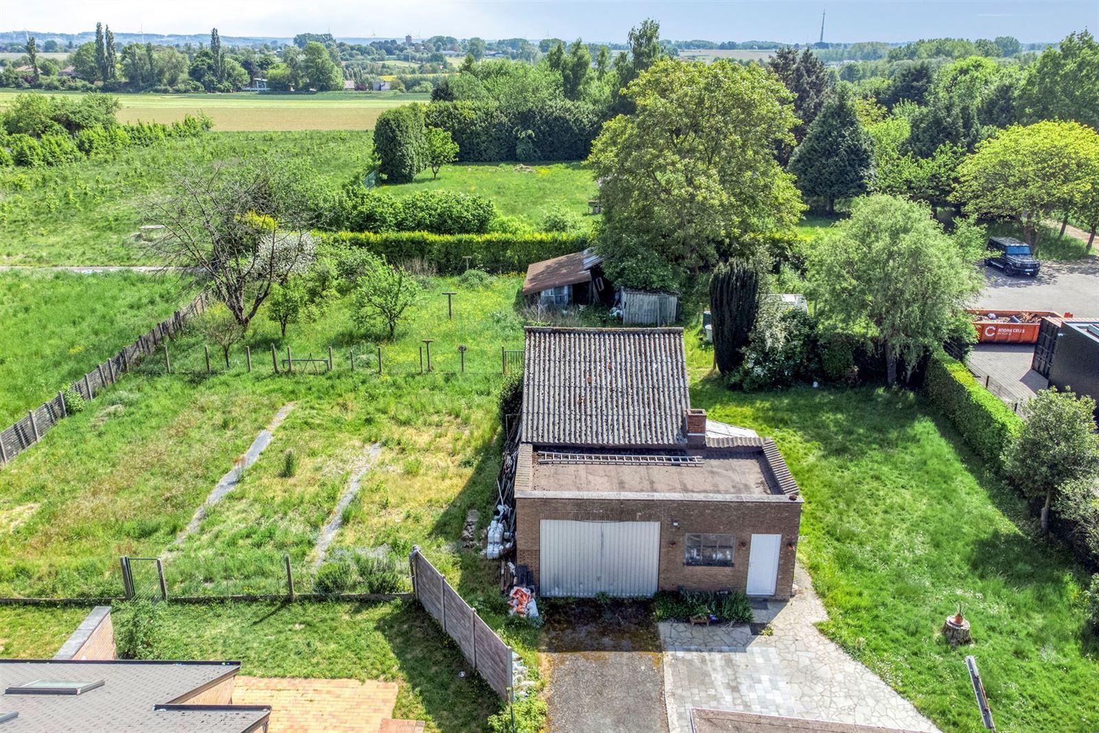 Ruime villa (bungalow) met 4 slaapkamers en atelier op terrein van 13a 22ca foto 27