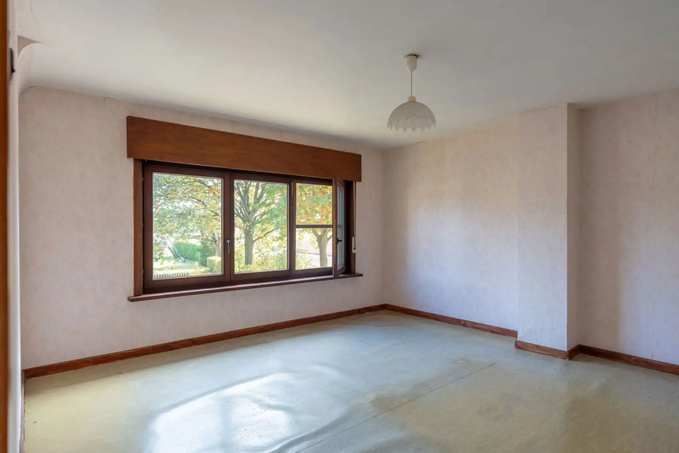 Te renoveren woning op een mooi en gunstig gelegen perceel van in totaal 6.449 m². foto 33