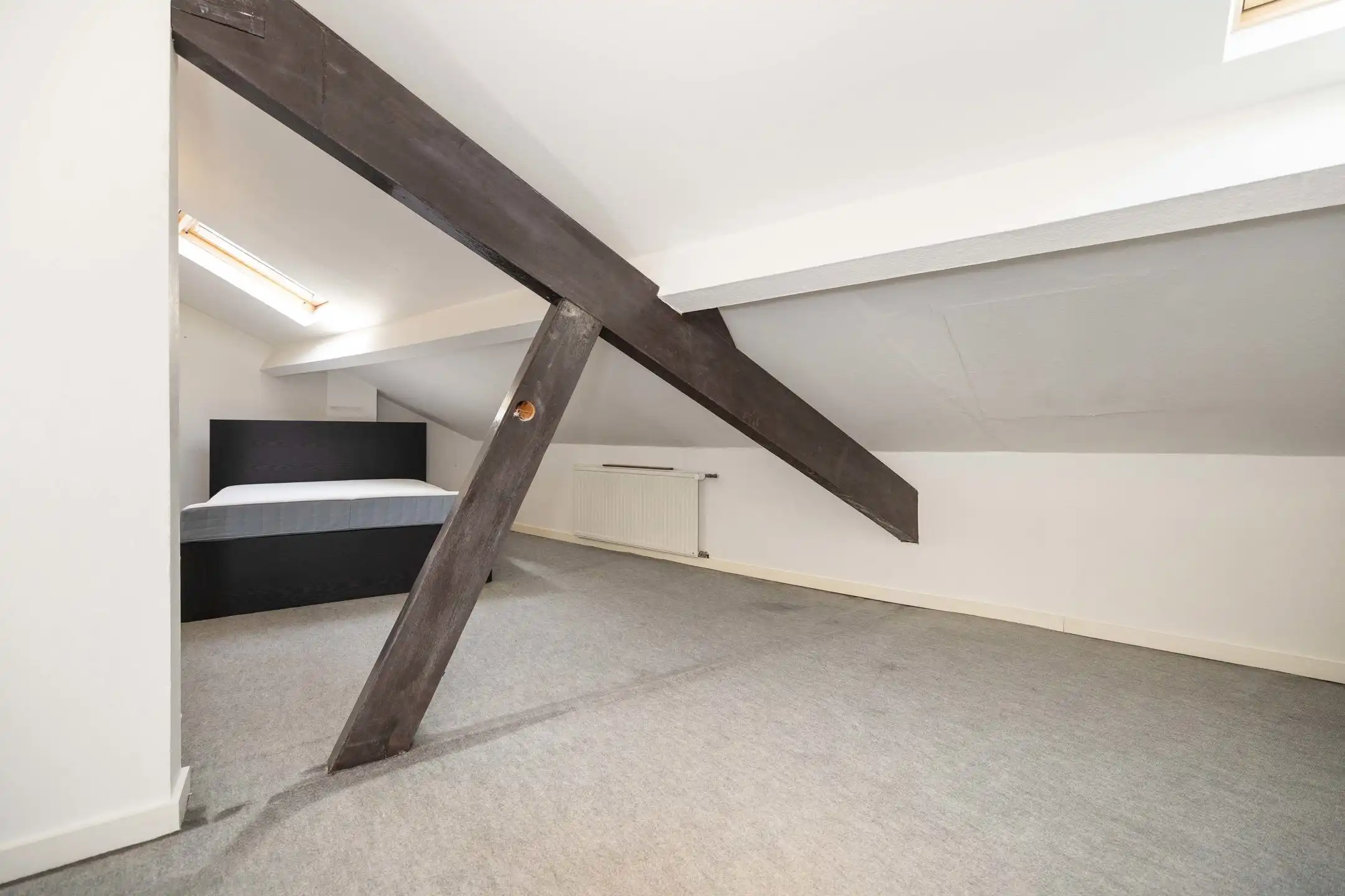 Veelzijdige woning met 7 slaapkamers foto 33