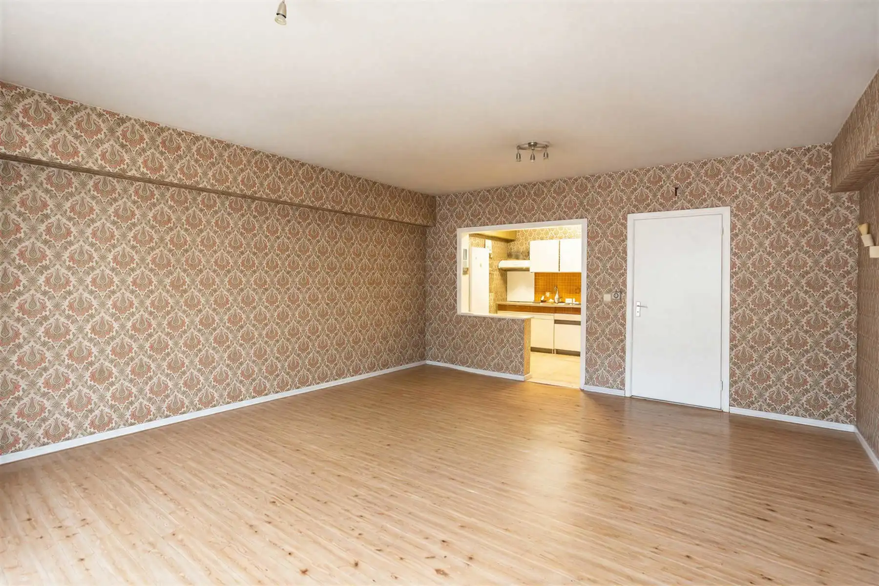 Centraal gelegen appartement te Aalst.  foto 5