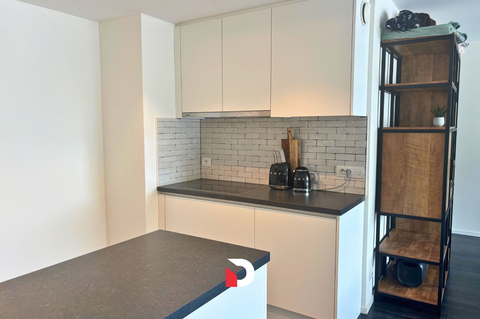 Recent appartement met 2 slaapkamers en ruim terras foto 8