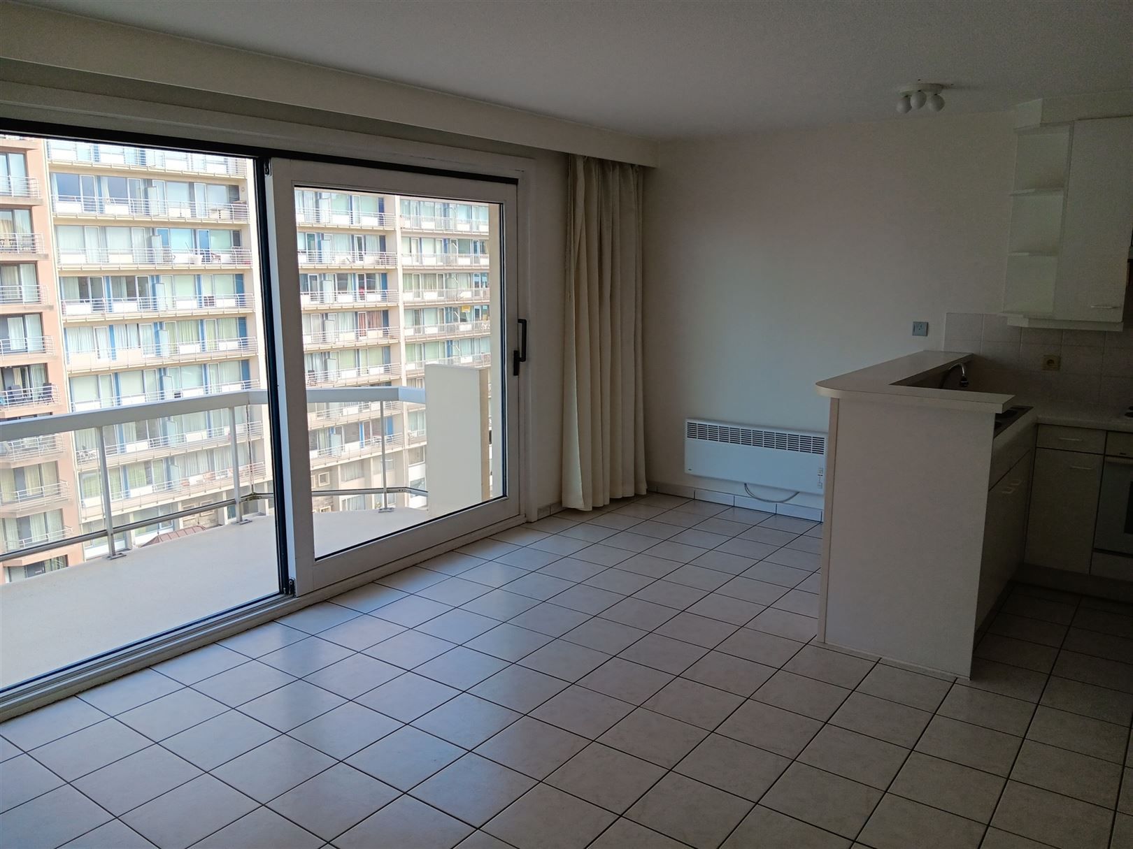 Appartement met binnen parking foto {{pictureIndex}}