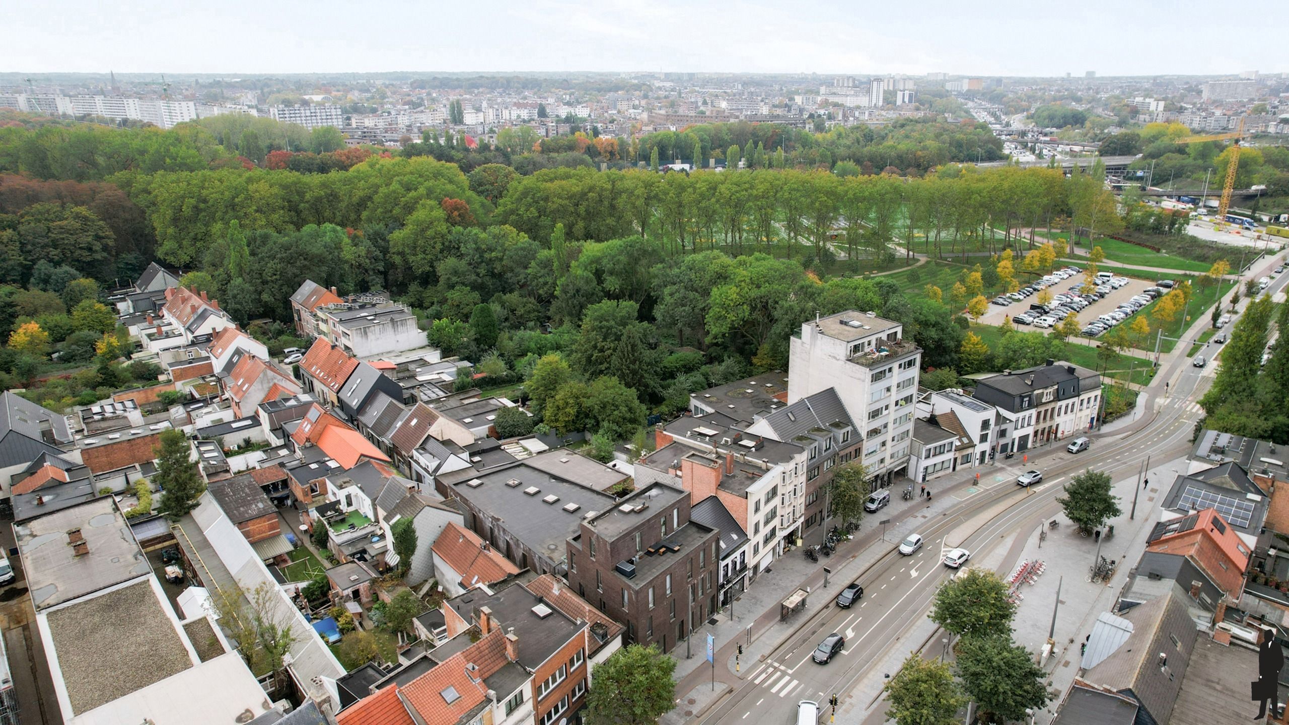 Appartementsgebouw op top-locatie te koop foto 3