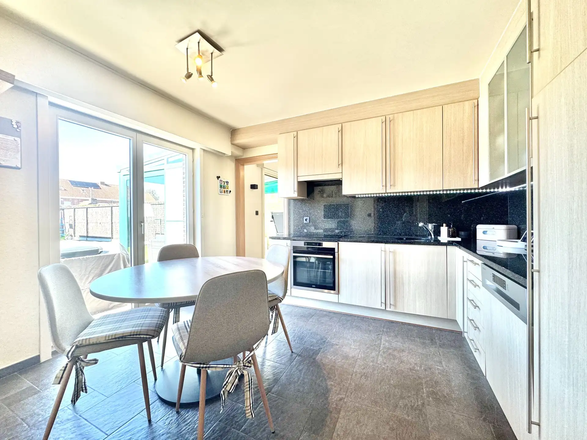 WONING | 3 KAMERS | TUIN | GARAGE | 314 M² foto 12