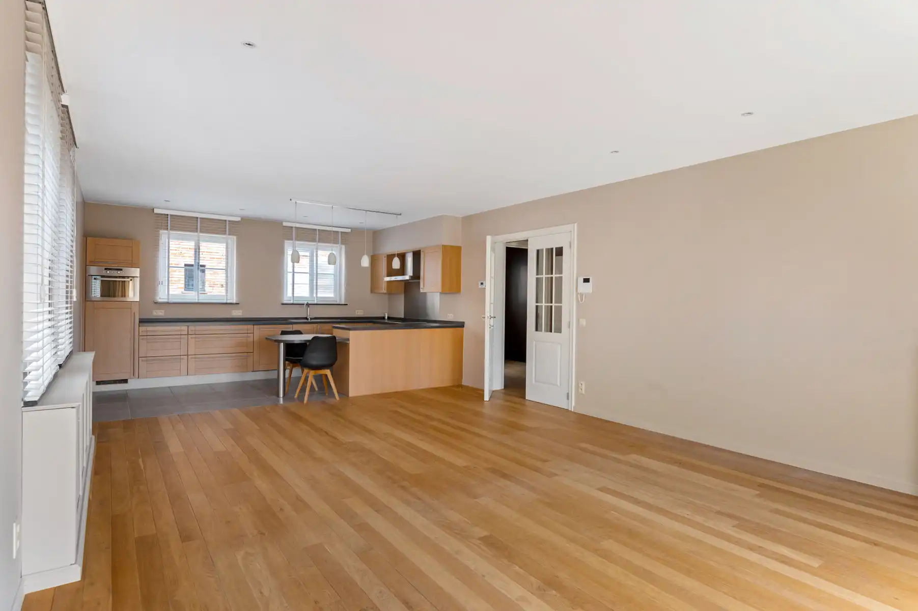 Luxueus  gelijkvloers appartement in centrum Schilde.  foto 8