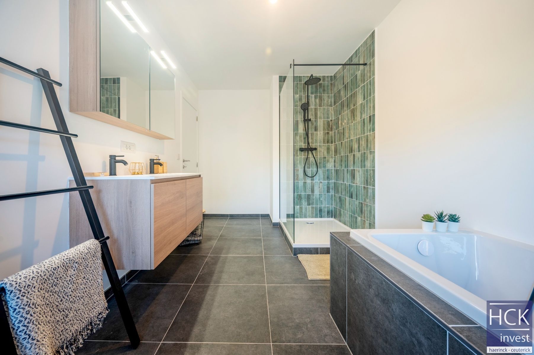 WAREGEM - Instapklare & energiezuinige woning met 4 SLPK. én uitweg foto 26