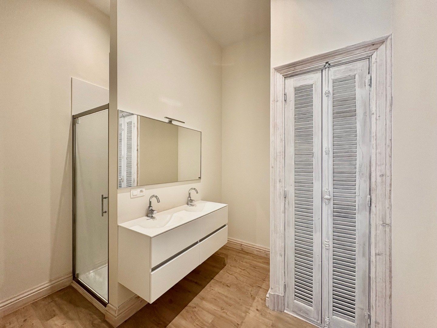 Sfeervol 1-slaapkamerappartement met groot terras foto 7