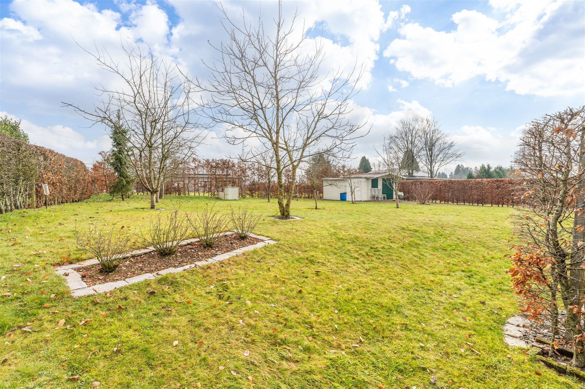 Eengezinswoning in open bebouwing met tuin. foto 6