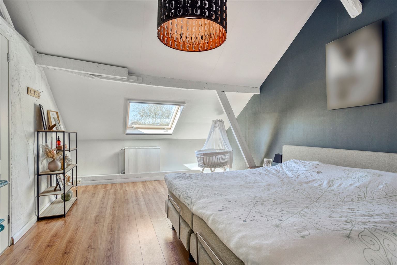 Prachtige, gerenoveerde hoevewoning op 4a9ca, voorzien van 4 slaapkamers, inpandige garage en omheinde tuin op een toplocatie in Kessenich. foto 17