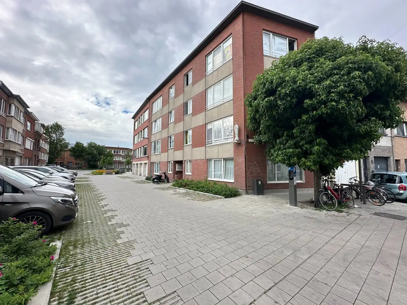 Prachtig opbrengsteigendom met 8 éénslaapkamerappartementen met gemeenschappelijke fietsenstalling te Merksem! foto 19