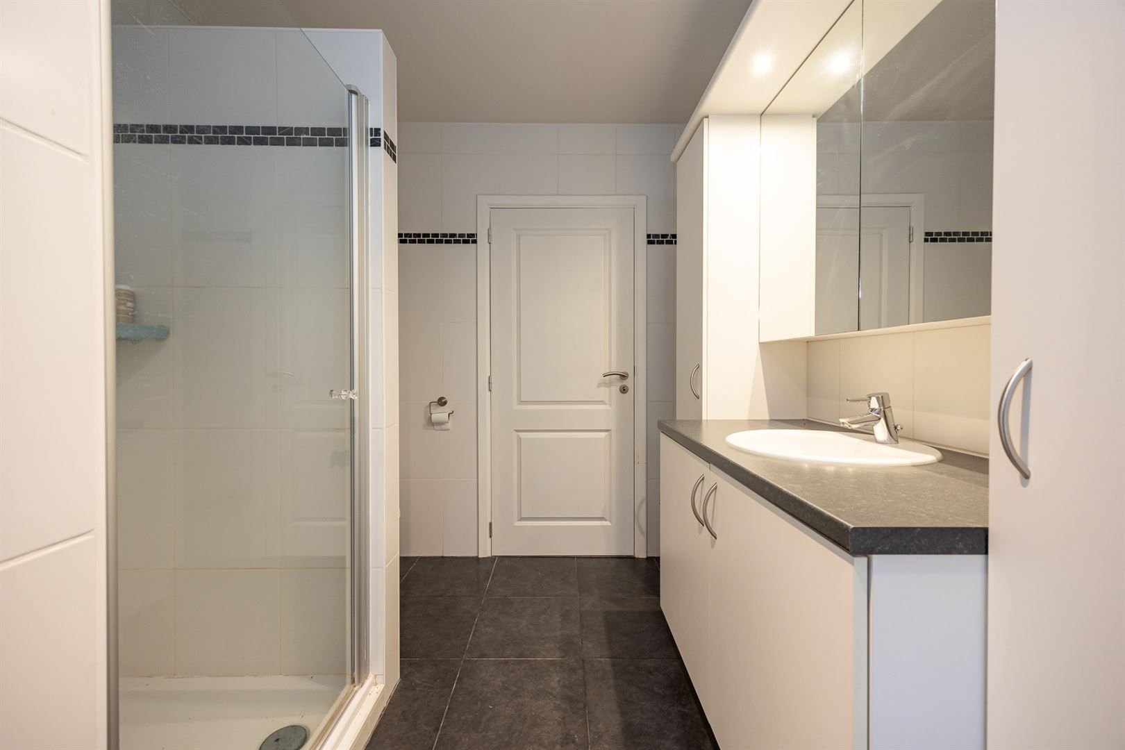 Woning op toplocatie met ruime tuin en zicht op bosgebied. foto 19