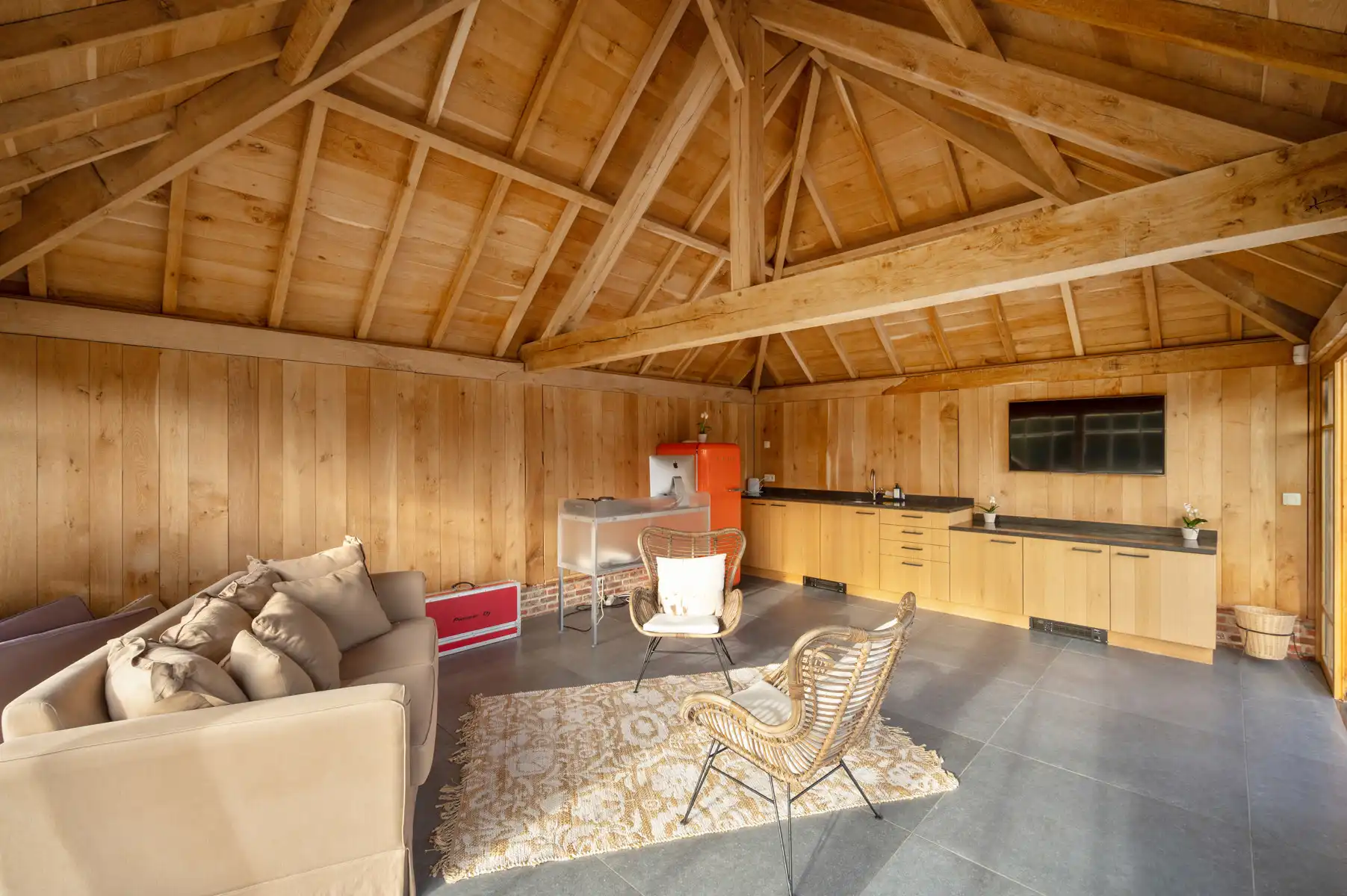 Prachtige villa in tijdloze architectuur te SCHRIEK foto 36