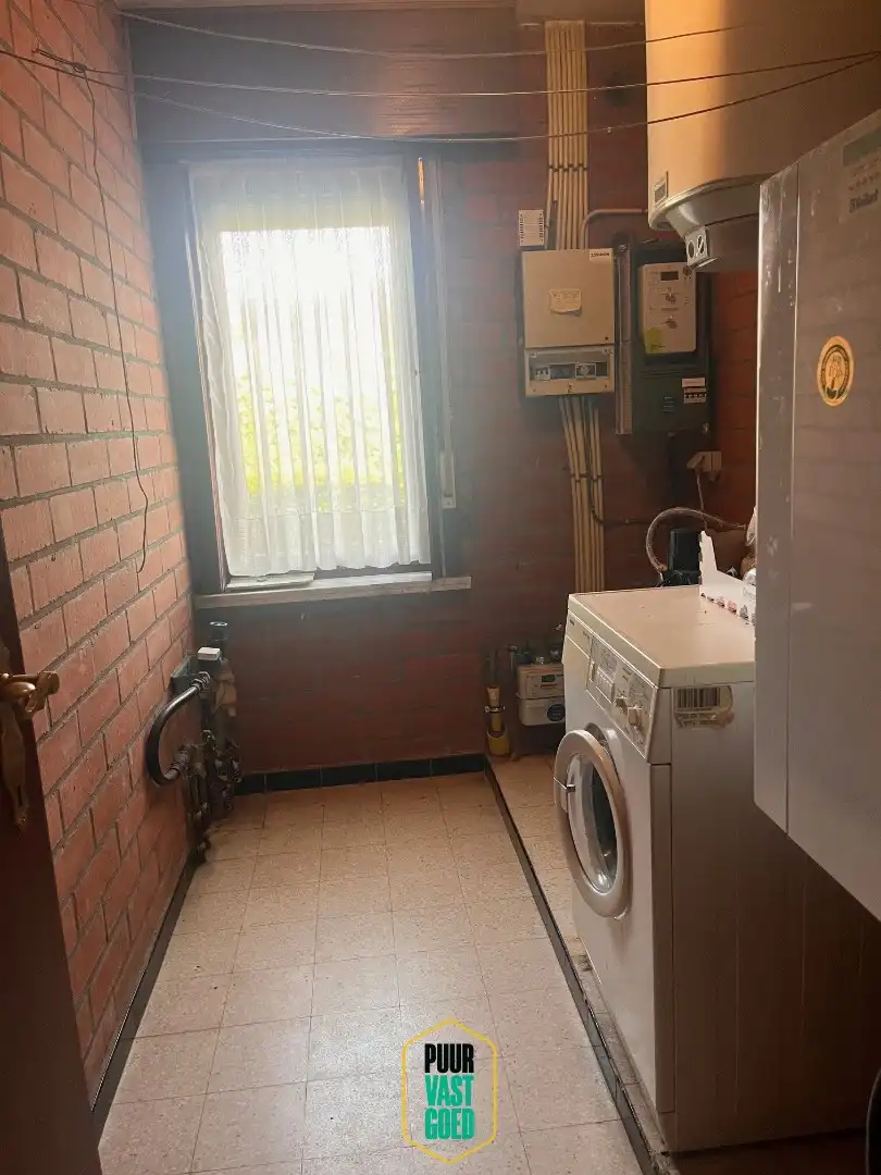 Bijzonder ruim halfopen huis op 5 are grond met toffe zonnige tuin + garage  foto 16