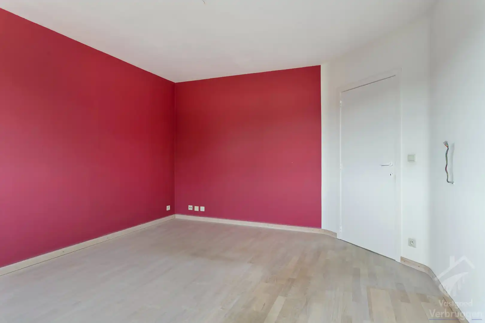 Instapklare moderne woning met 3 slaapkamers, bureau en dubbele garage foto 16