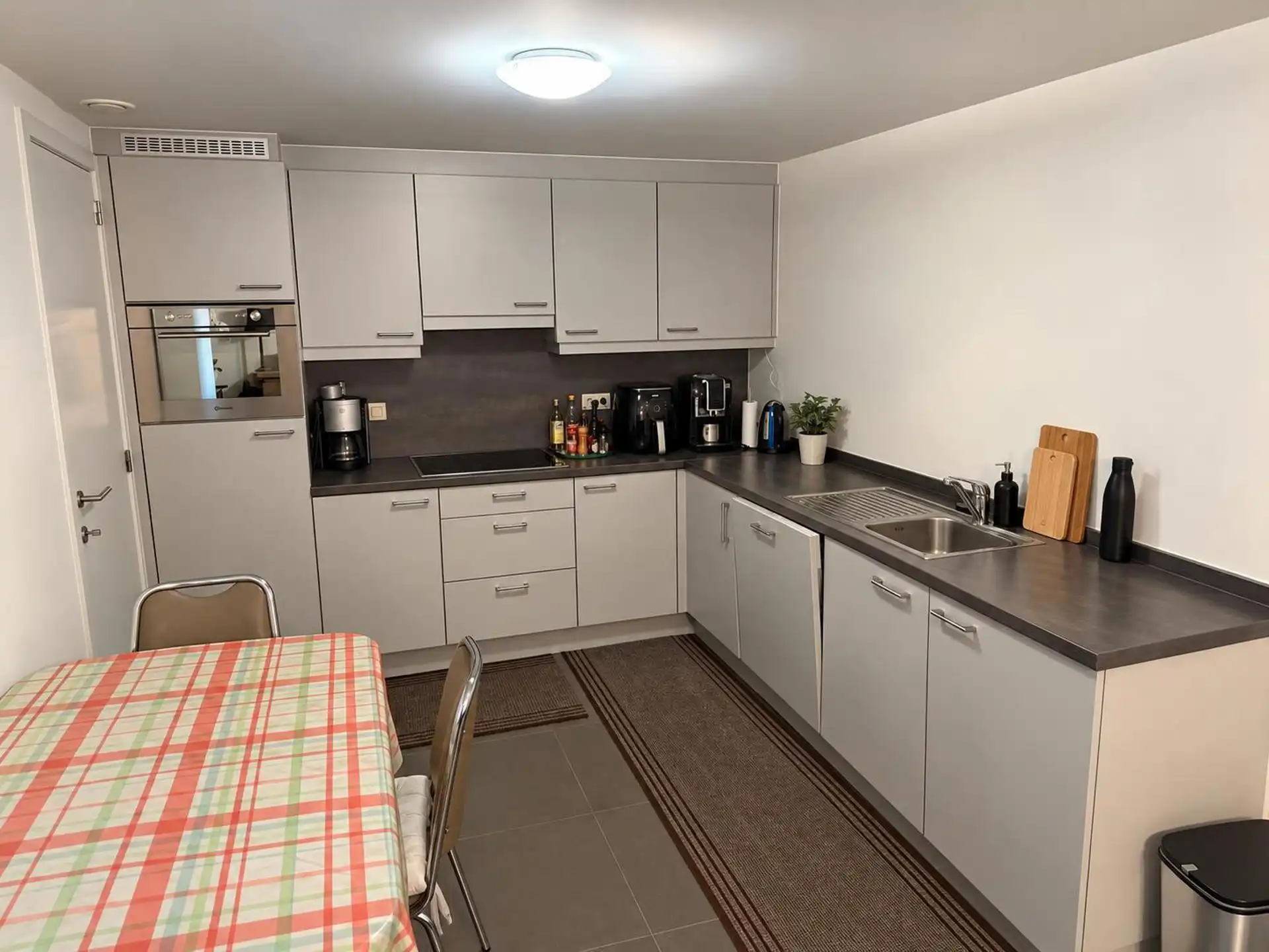 Instapklaar appartement met 2 slaapkamers foto 5