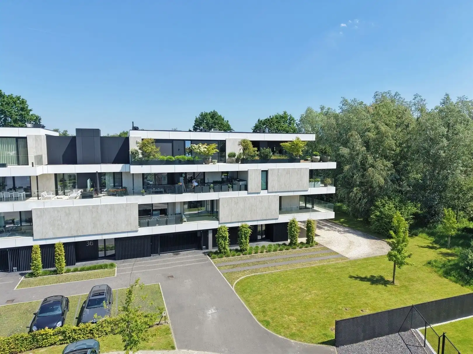 Lichtrijk appartement met uitzonderlijk zicht foto 19