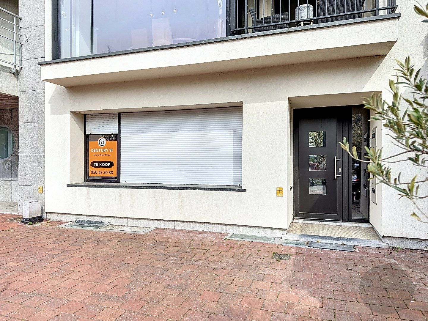 Gelijkvloers appartement te Knokke foto {{pictureIndex}}