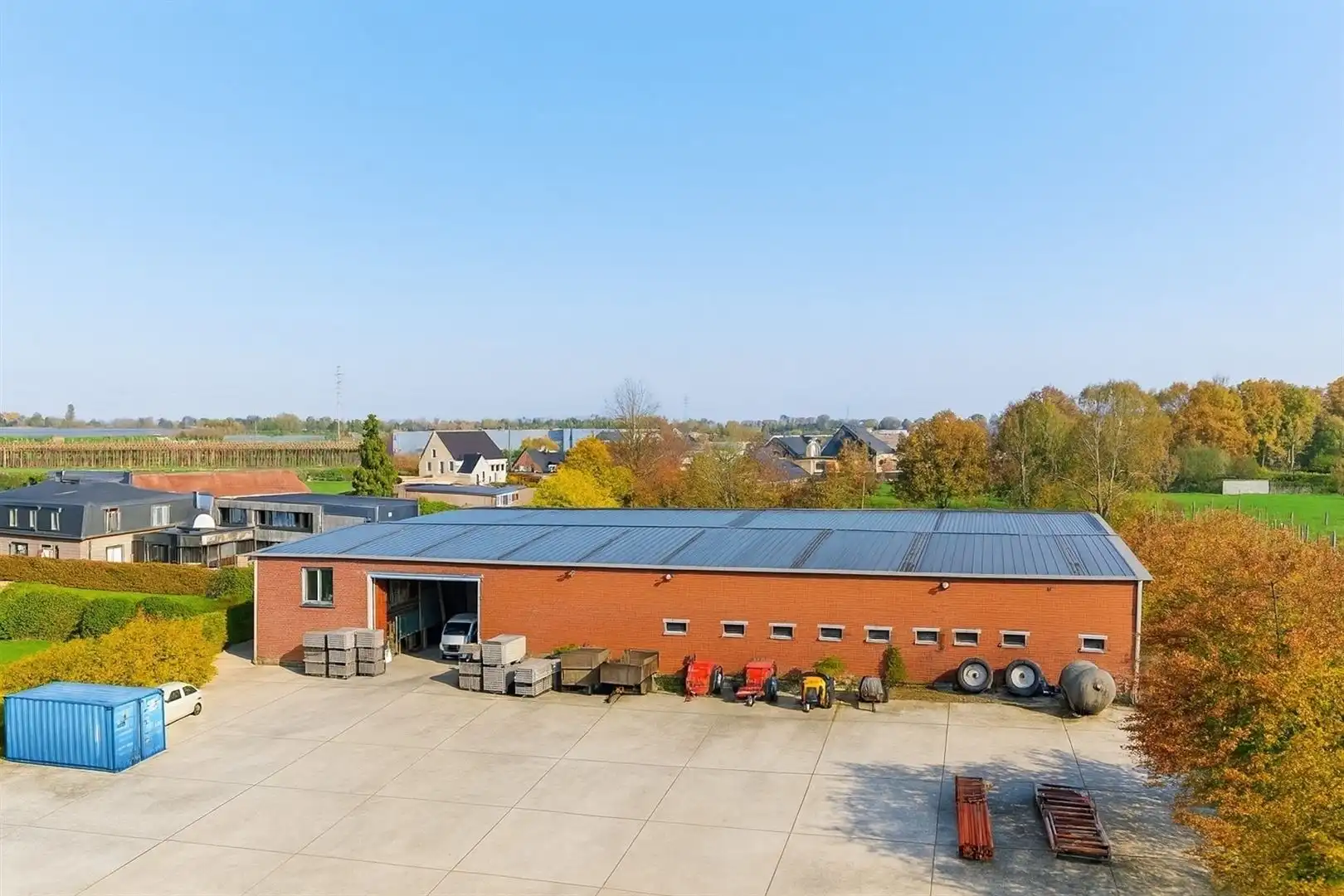 Woning met kantoren en magazijn van 1500m² foto 21