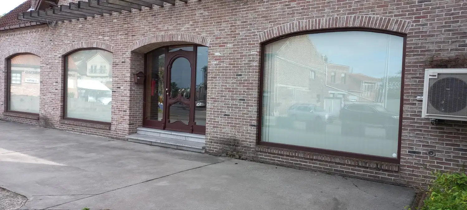 Handelsruimte te huur foto 4