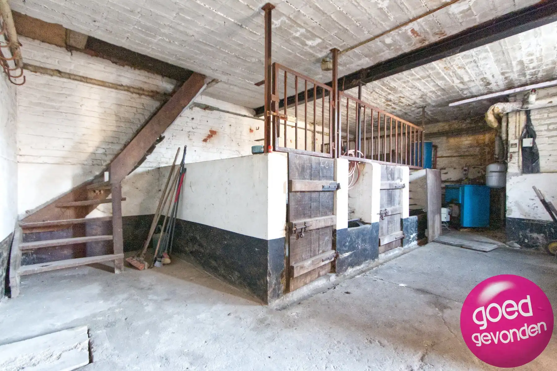 WONING - STALGEBOUW - TERRAS - TUIN - PARKING - TE RENOVEREN foto 26