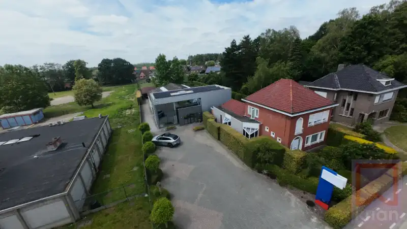 Instapklaar bedrijfsgebouw van 758 m² foto 4