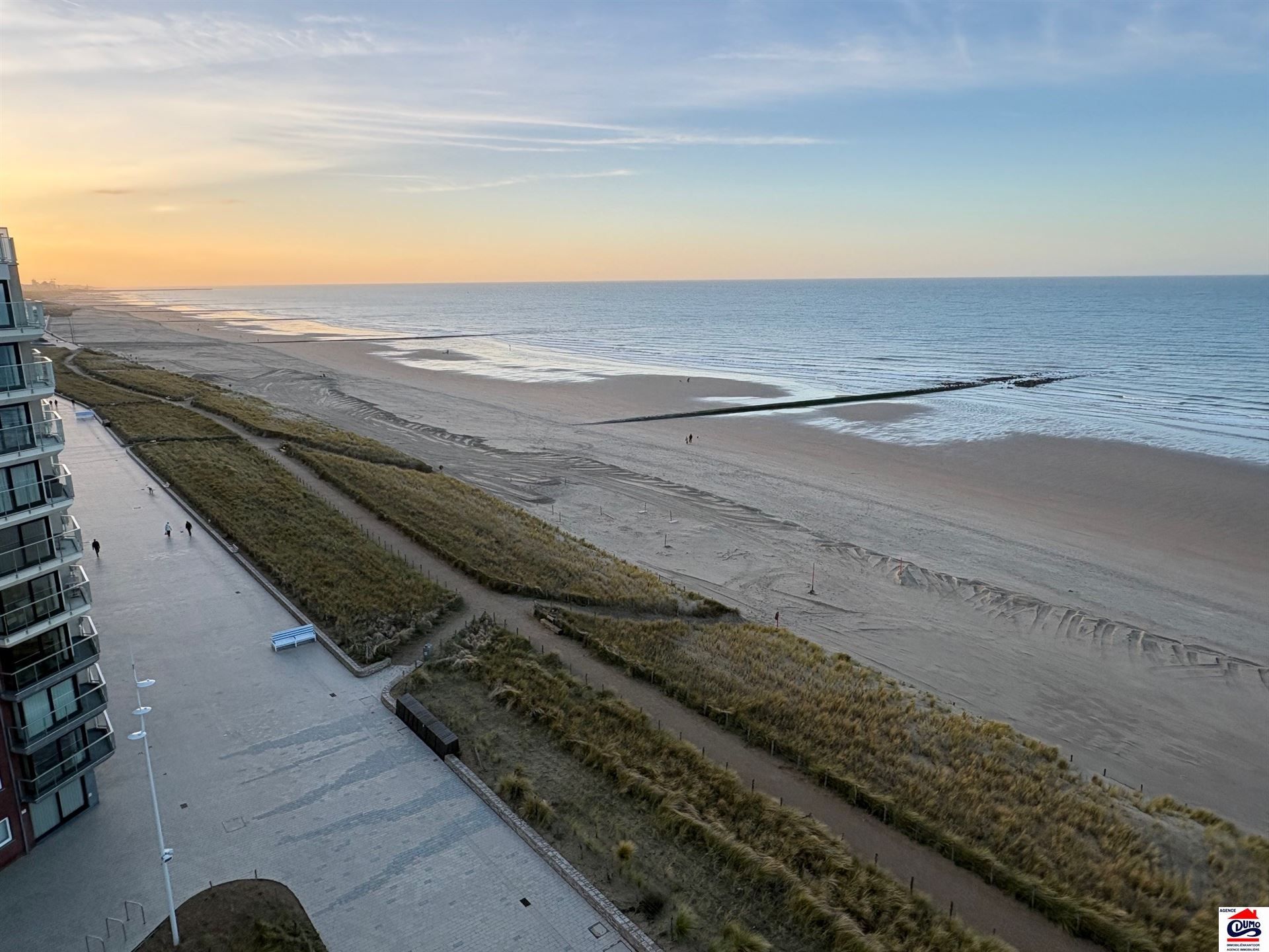 Gemeubeld appartement met 1 slaapkamer op de Zeedijk foto 5
