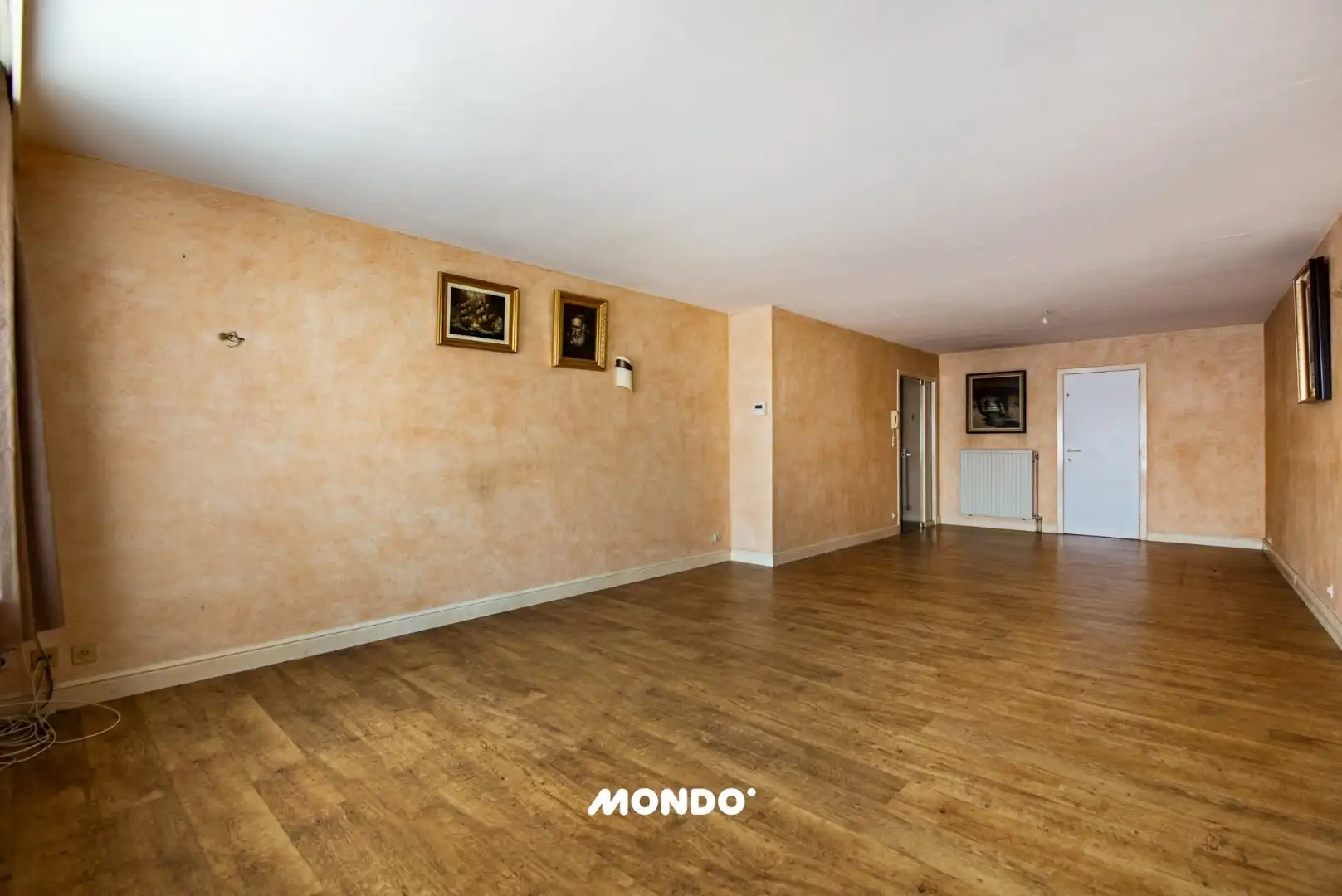 Ruim appartement met drie slaapkamers foto 3