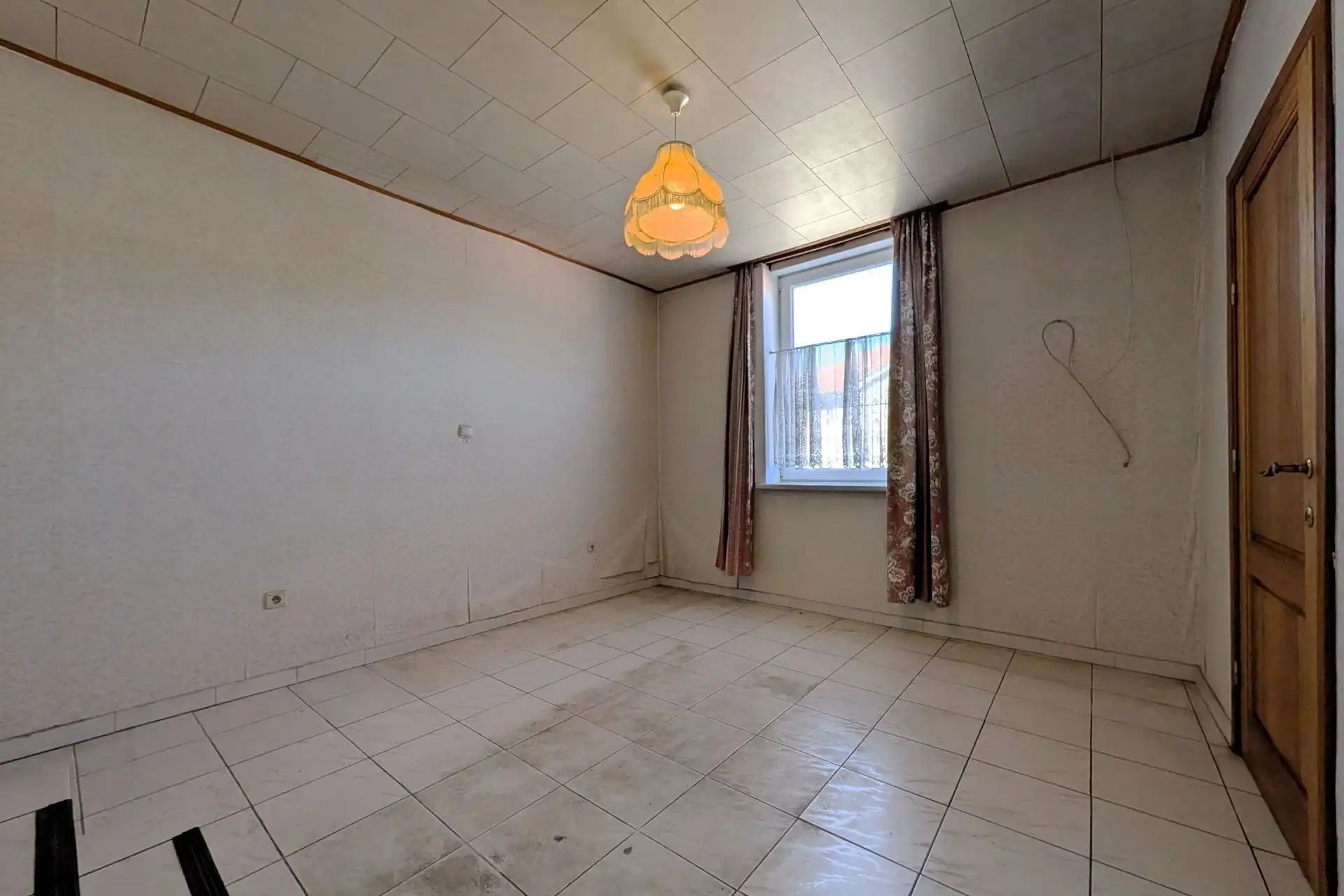 Vrijstaande woning op een perceel van 4a 53ca, op wandelafstand van het centrum van Lanaken foto 5
