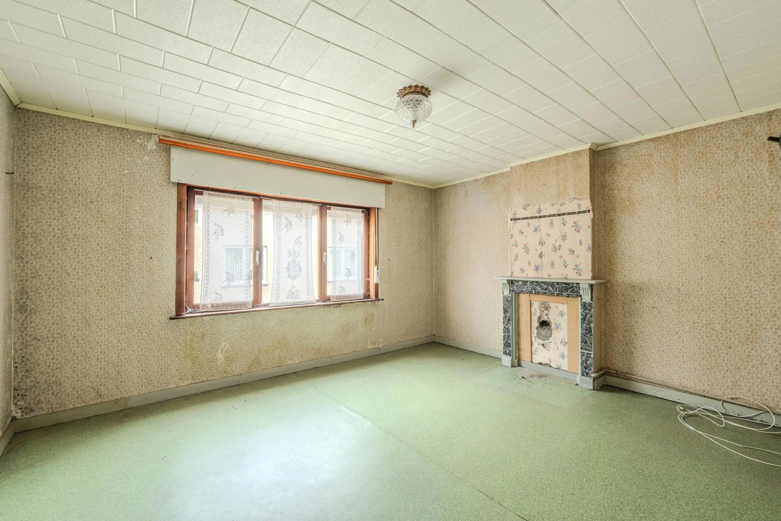 Te renoveren woning met 5 slaapkamers, tuin en garagebox te Middelkerke! foto 17