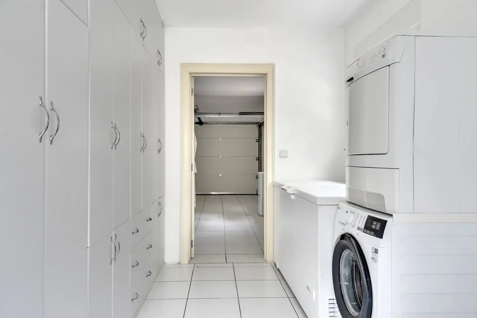 RUIME WONING MET 4+ SLPKS TE KOOP - Maasmechelen foto 10