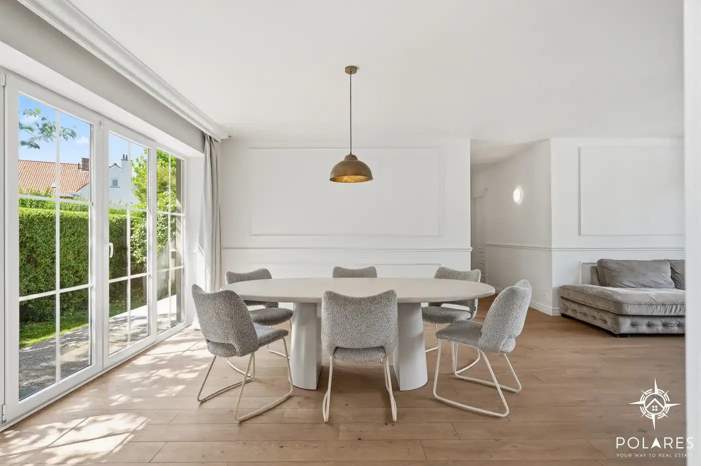 Volledig gerenoveerde moderne bungalow met zwembad – 100% instapklaar. foto 14
