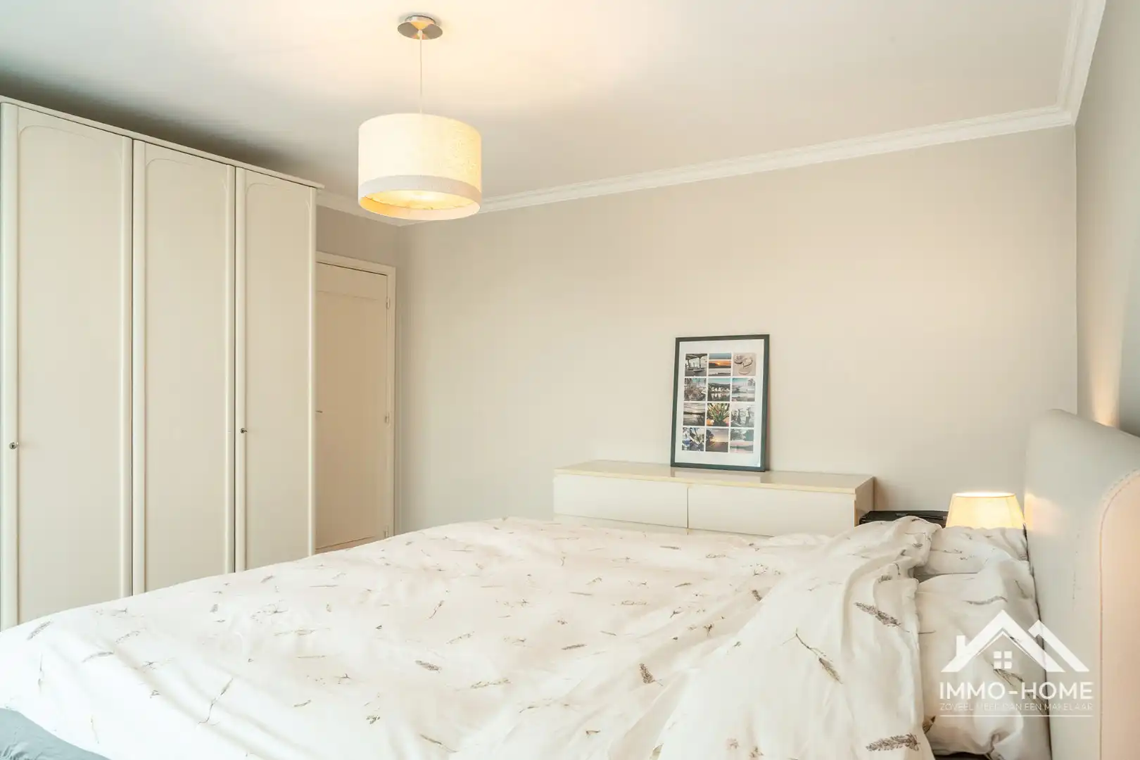 Charmante instapklare halfopen woning met ruime oprit! foto 24