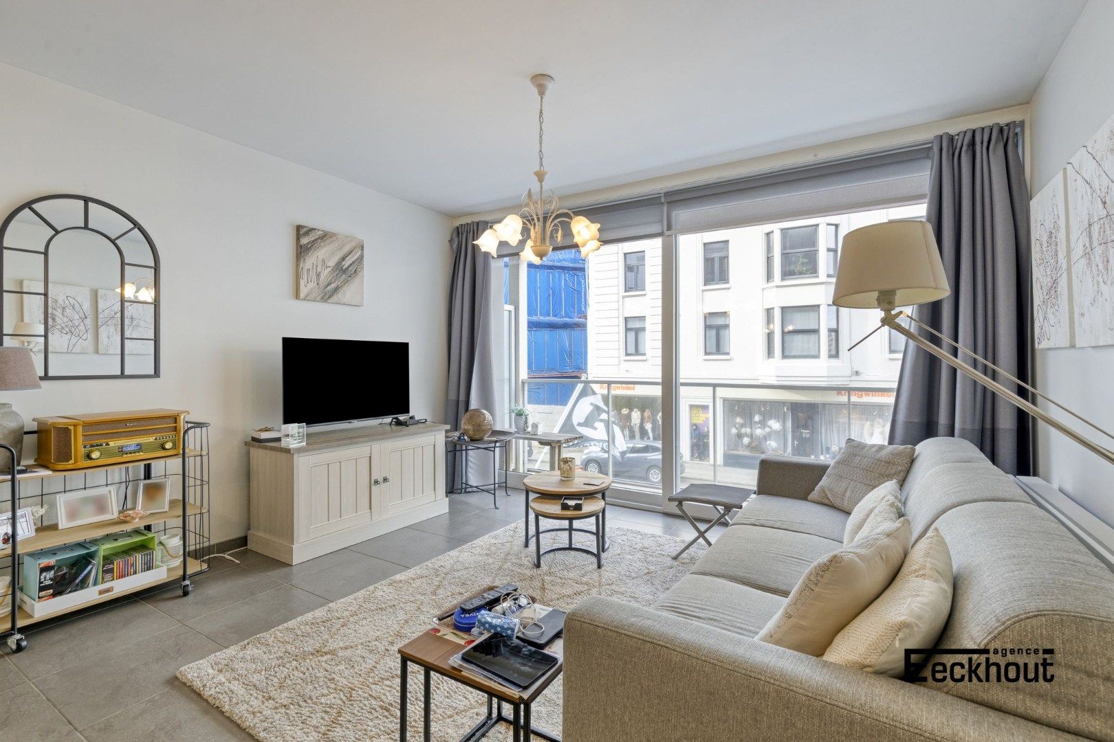 Modern 1-slaapkamer in centrum van Oostende en dicht bij strand foto 3