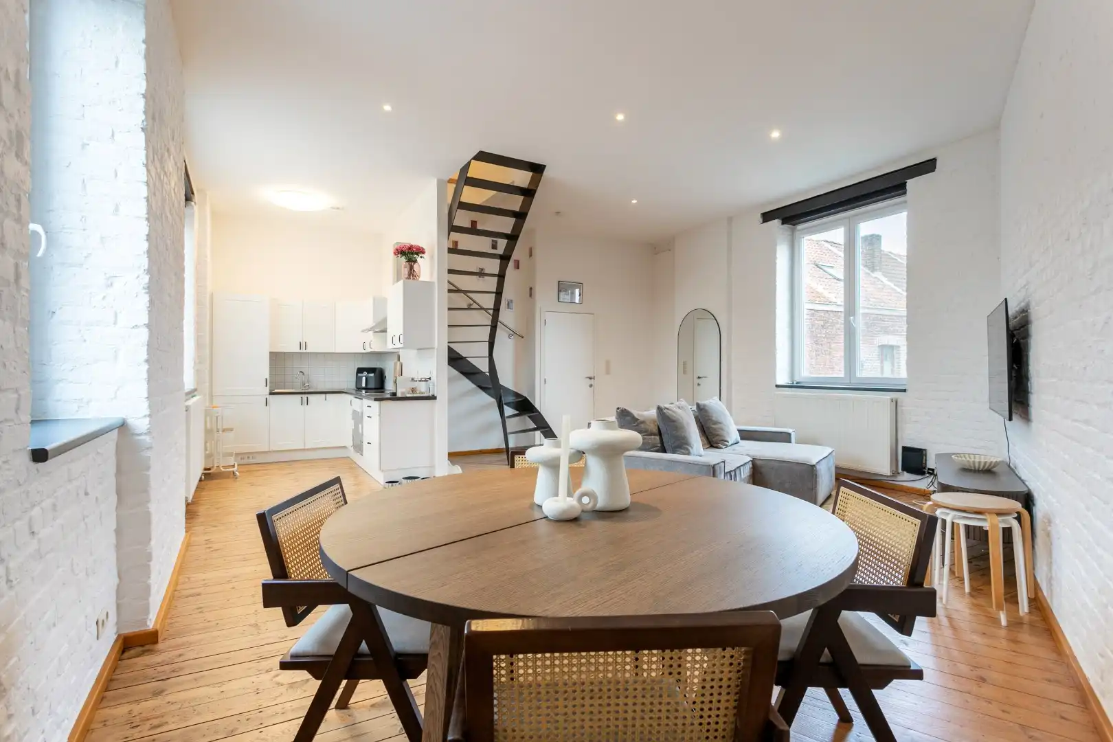 Opbrengsteigendom te koop met 3 app (+-100m²) én garagebox foto 14