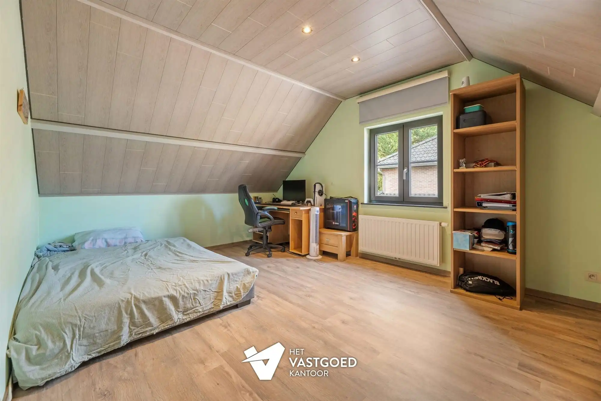 GERENOVEERDE WONING MET 3 SLAAPKAMERS UITERST RUSTIG GELEGEN TE HEPPEN foto 20