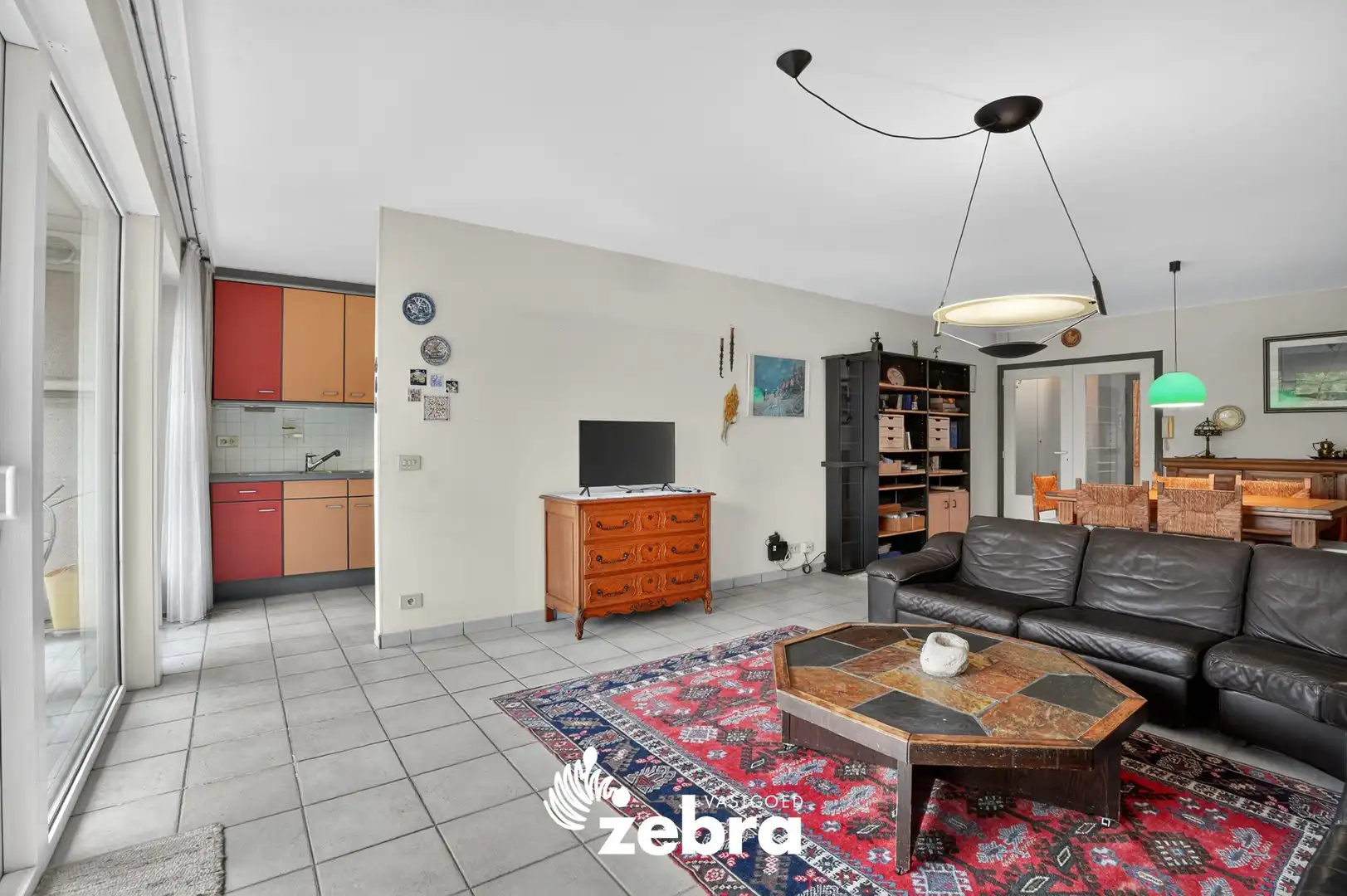 Gelijkvloers appartement met zuidoost gerichte tuin te Roeselare! foto 8