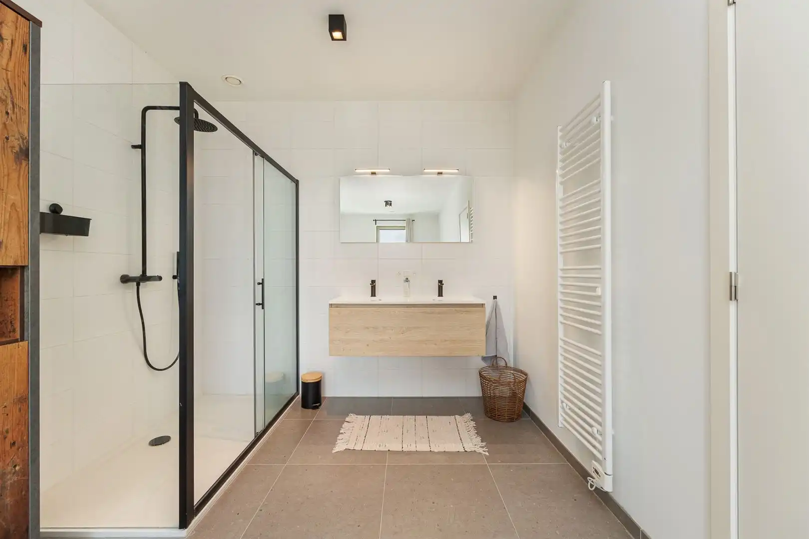 Modern appartement met ruim terras en prachtig zicht  foto 13