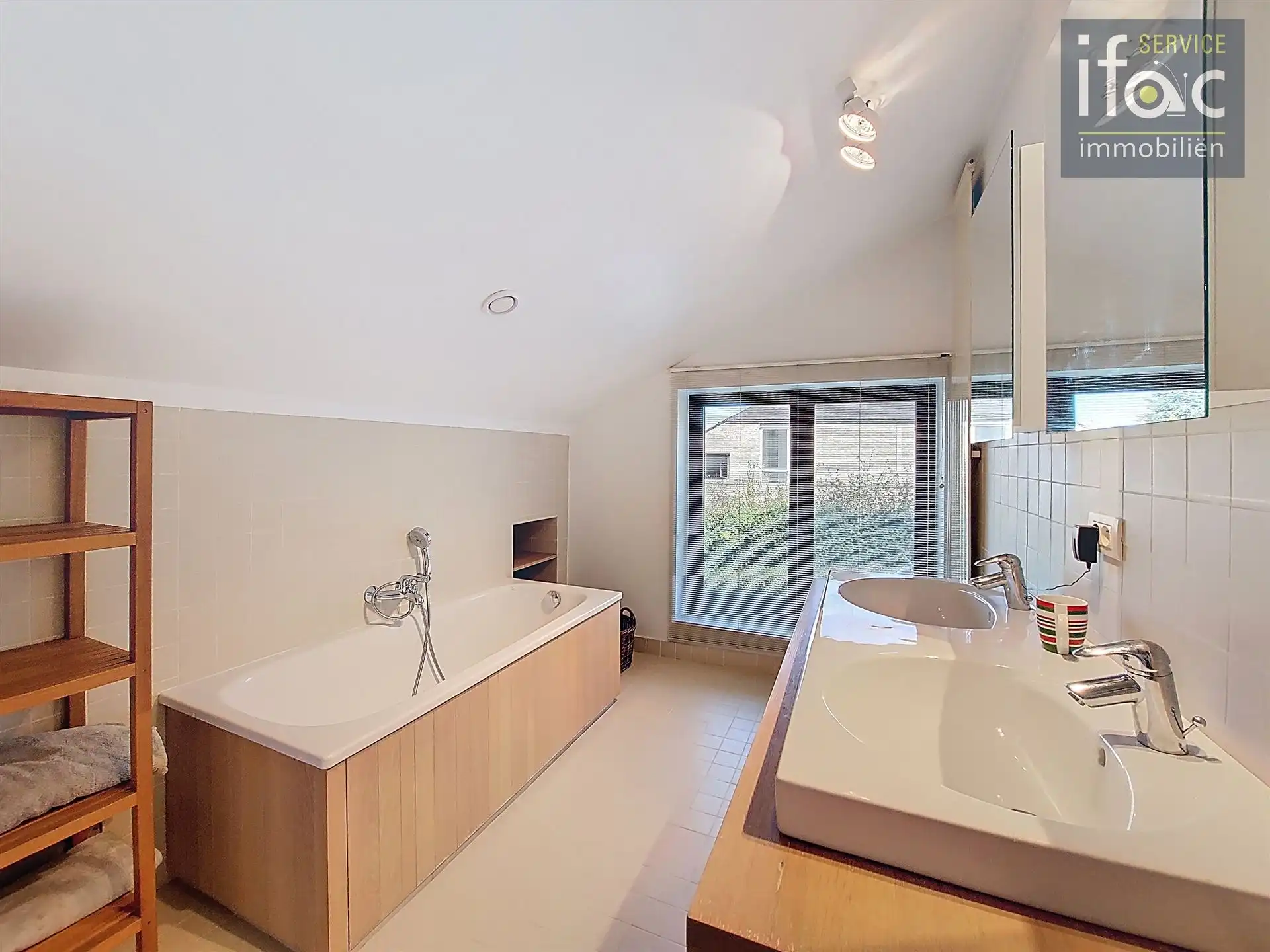 Exclusieve postmodernistische luxevilla grenzend aan bos foto 35